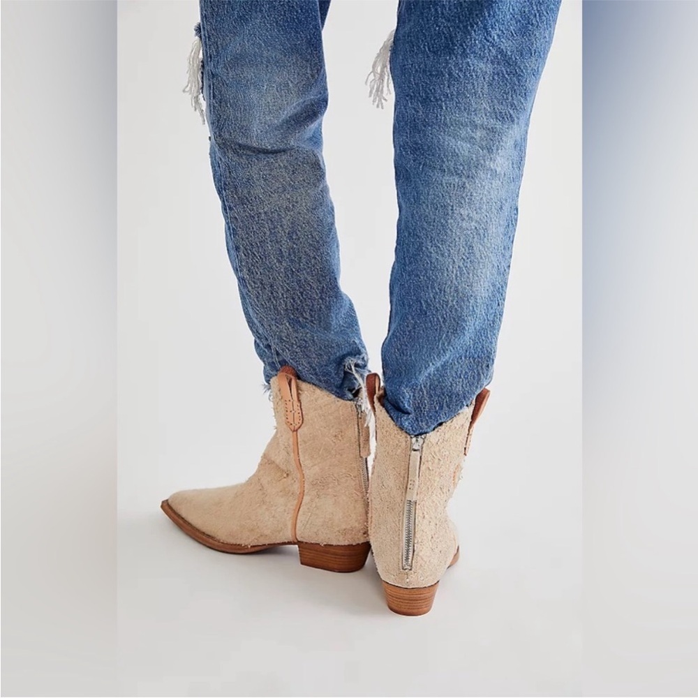 Free People Wesley Ankle Boot Bone Leather Western Inspired Square Toe US 8.5 - Picture 4 of 13